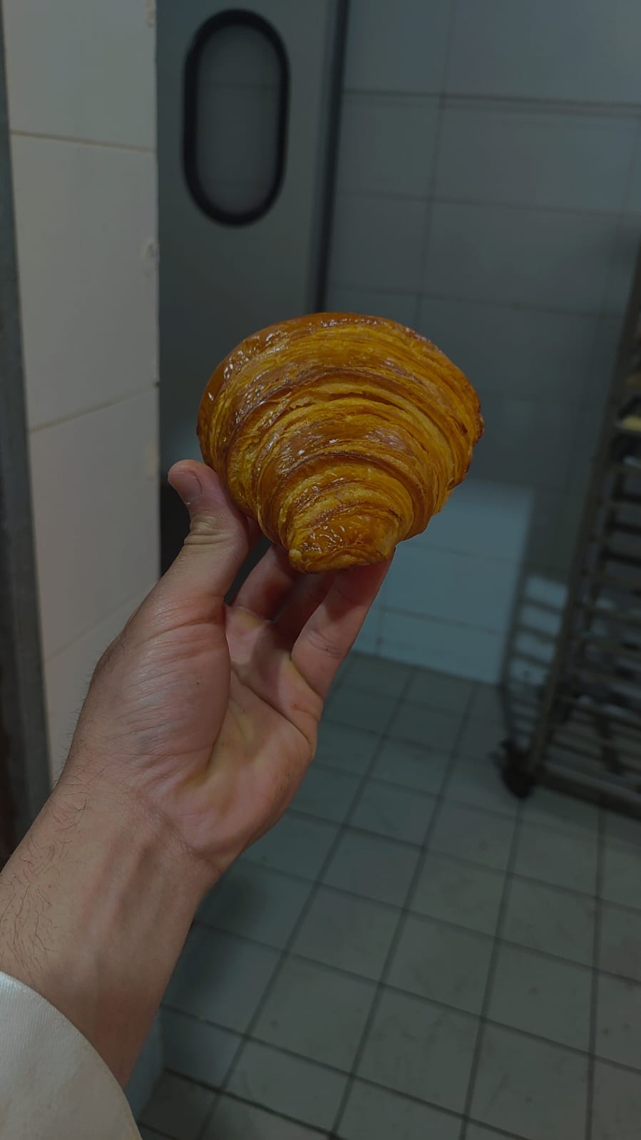 Croissant mit sichtbarer Blätterung